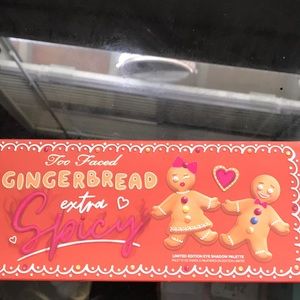 Too faced Gingerbread Extra Spicy